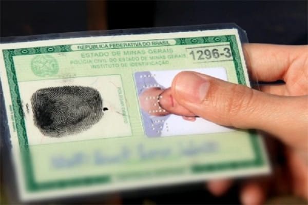 Em Minas, segunda via da carteira de identidade fica mais cara