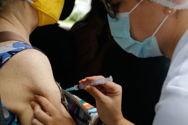 Vacinação contra H1N1 começa na semana que vem para grupos prioritários