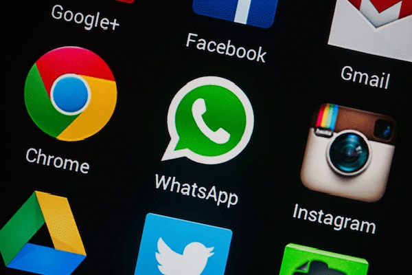 Brasileiros demonstram dependência pelo WhatsApp