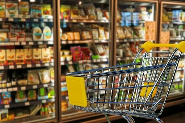 Preços de alimentos são monitorados pelo Procon de Contagem