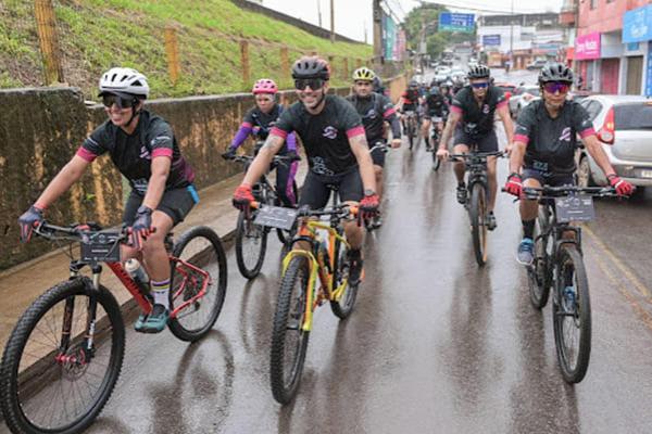 Passeio ciclístico homenagea vítimas do rompimento da barragem da Vale em Brumadinho