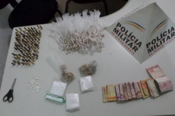 Polícia apreende drogas no bairro Campo Alto
