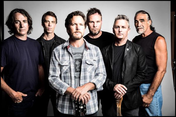 Pearl Jam faz única apresentação em BH 