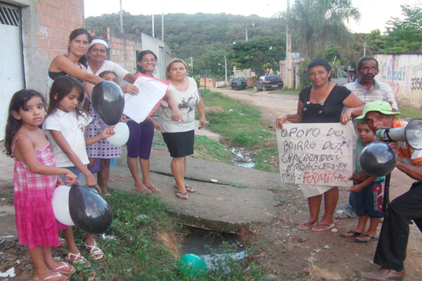 Moradores do Chácaras Del Rey reclamam da falta de assistência ao bairro