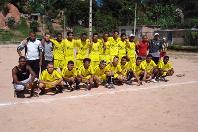 Campeonato de futebol agita regionais de Contagem