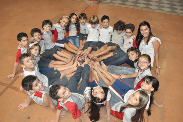 Santo Agostinho realiza 5º edição da campanha “Um dia sem sapatos”