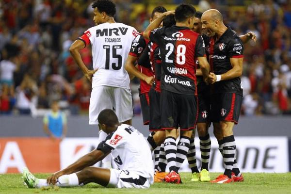 Atlético perde no México e se complica na Libertadores