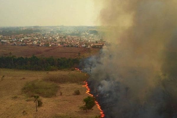 Fumaça do Pantanal se desloca para o Sul do país