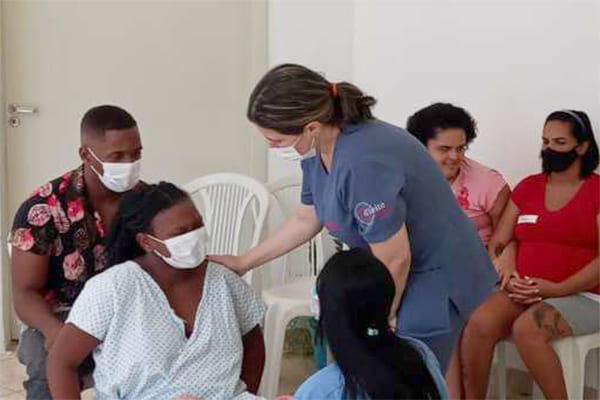 Maternidade Odete Valadares em BH, oferece curso Casal Grávido