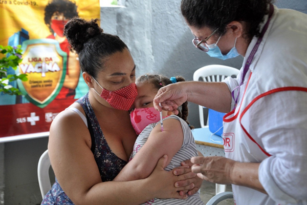 Vacinação contra Covid–19 para bebês é ampliada em Contagem