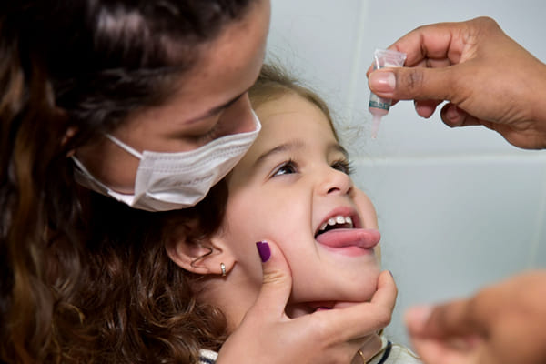 Multivacinação prevê atualizar Cartão de Vacina de crianças e adolescentes