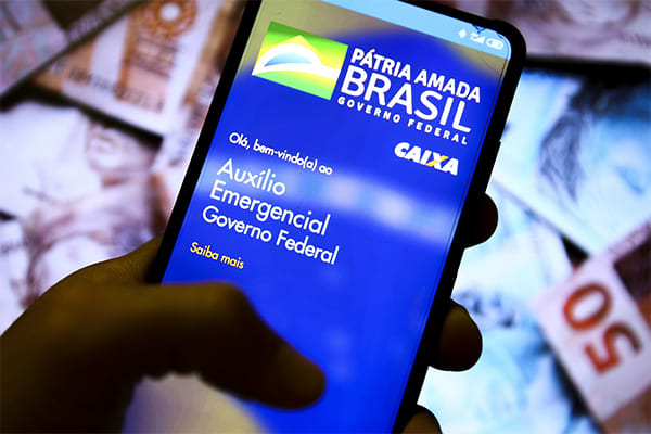 Beneficiários do Auxílio Brasil, devem comparecer às UBSs para evitar bloqueio