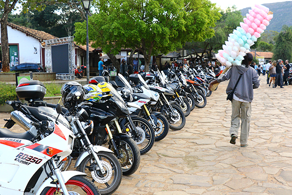 BikeFest reúne amantes de motos em Tiradentes