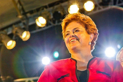 Brasil elege primeira mulher para a Presidência