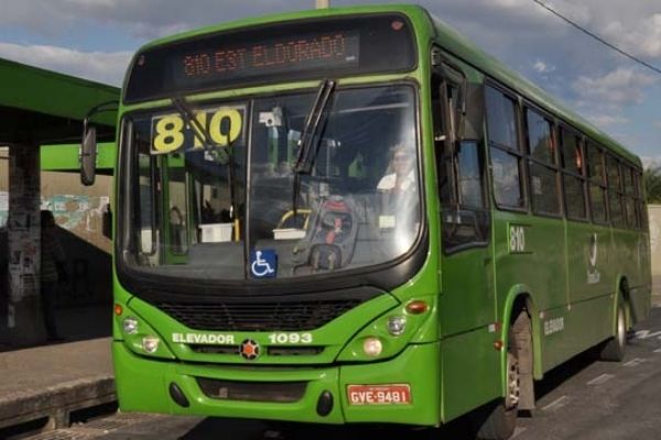 Horário de 75% das linhas de ônibus de Contagem é ampliado