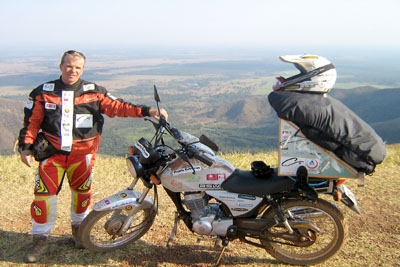 Aluno do Senac Minas retorna de expedição de mais de 18 mil Km de moto.