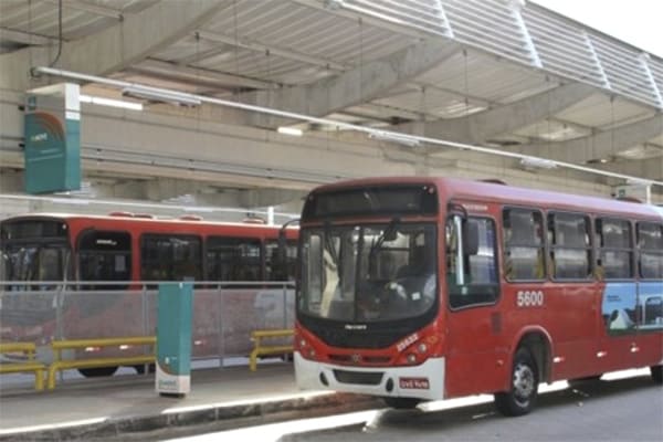 Governo de Minas minimiza reajuste de 13% nas tarifas do transporte metropolitano