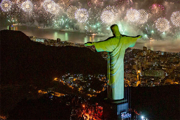 Rio de Janeiro terá dez pontos de queima de fogos no Réveillon 
