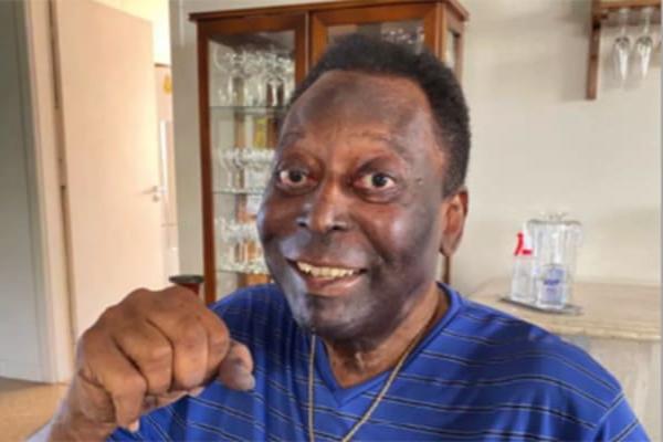 Morre Pelé aos 82 anos, vítima do câncer