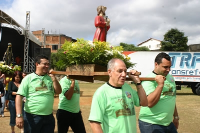 Festa em Contagem homenageia São Cristóvão, padroeiro dos motoristas