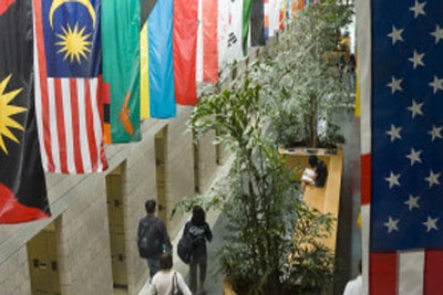Brasil atrai expatriados que cursam MBA nos EUA, diz universidade