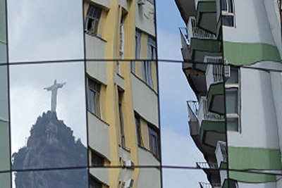 Apesar de avanços, Brasil continua em baixa em índices globais
