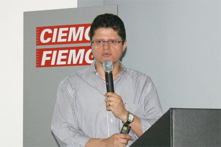 Márcio Rodrigues faz palestra no Café Empresarial do CIEMG