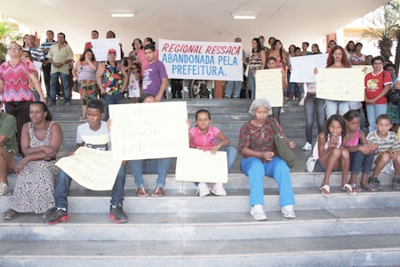 Violência sem fim na Escola Caic Laguna leva professores e pais a Prefeitura