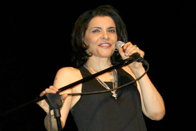 Marina Lima faz show em BH, “Encontros Musicais e Sorrisos”, EMS.