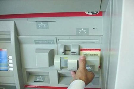 Comerciantes pedem a retirada de 125 caixas eletrônicos em Minas