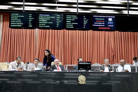 Câmara de Contagem aprova reajuste de 7,16% para servidores da Prefeitura