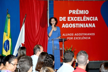 Colégio Santo Agostinho premia melhores alunos de 2013