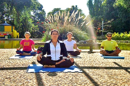Parques Municipais de BH oferecem aulas de yoga gratuitamente