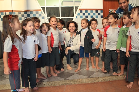 Colégio Santo Agostinho Contagem participa da campanha mundial “Um dia sem sapatos” 