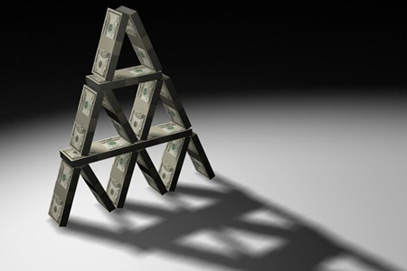 Pirâmides Financeiras e Marketings Multiníveis: A Psicologia da Ganância