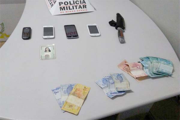 Veículo clonado é apreendido no bairro Kennedy, em Contagem