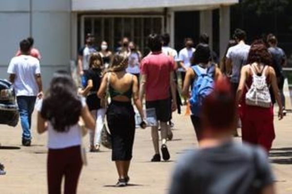 Defensoria Pública da União em BH recebe currículos para estágio