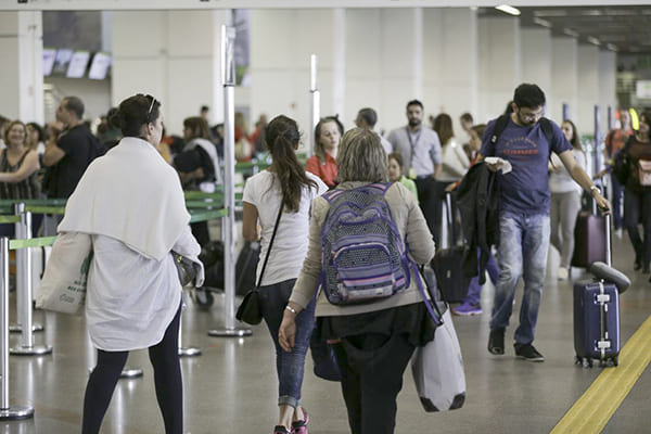 Infraero espera mais de 1 milhão de passageiros no feriadão