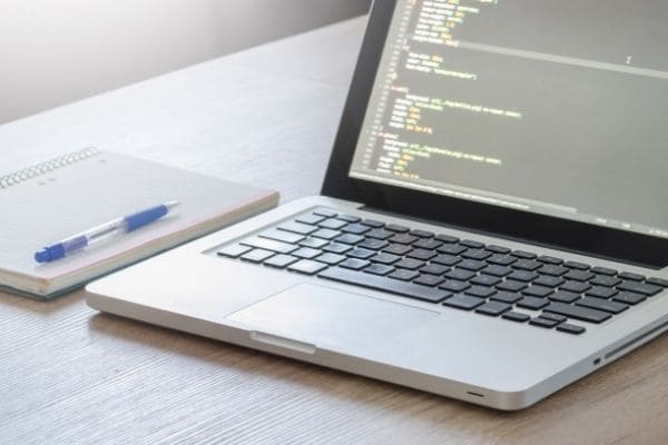 'Minas Programando’ oferece cursos gratuitos em Tecnologia da Informação