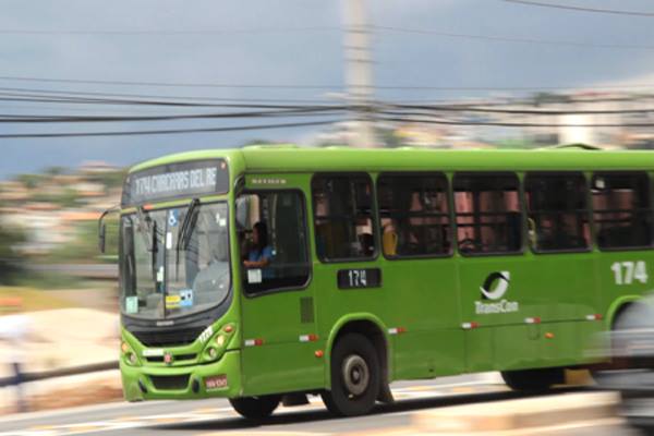 Reajuste de tarifas de ônibus é revogado, em Contagem