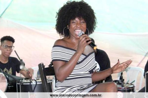 Samba mineiro de luto com a morte de Adriana Araújo, aos 49 anos