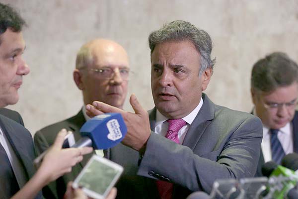 Janot denuncia Aécio Neves ao STF por corrupção e obstrução da Justiça