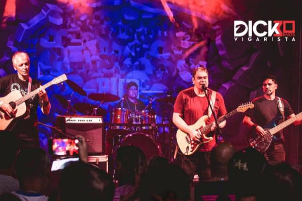 Banda Dickie Vigarista faz show na Casa de Cultura, em Contagem
