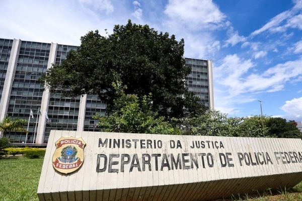 Polícia Federal prende suspeito de planejar ataques terroristas