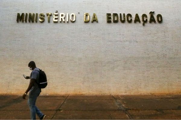 MEC cria câmaras técnicas para enfrentar efeitos da pandemia