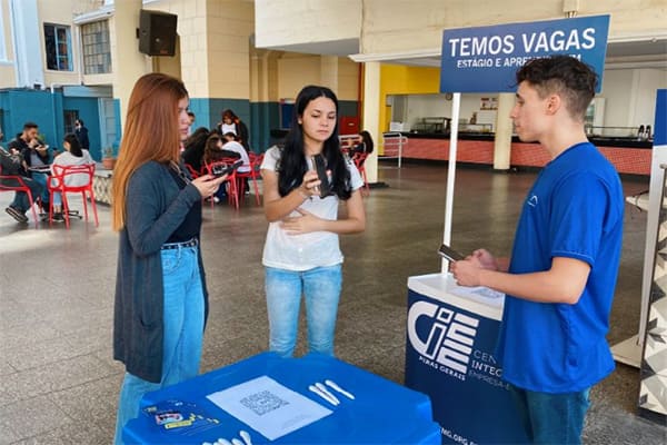 Vagas de estágios disponíveis no CIEE/MG
