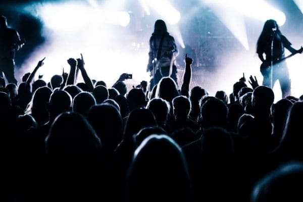 Evento reúne rock e solidariedade em Contagem