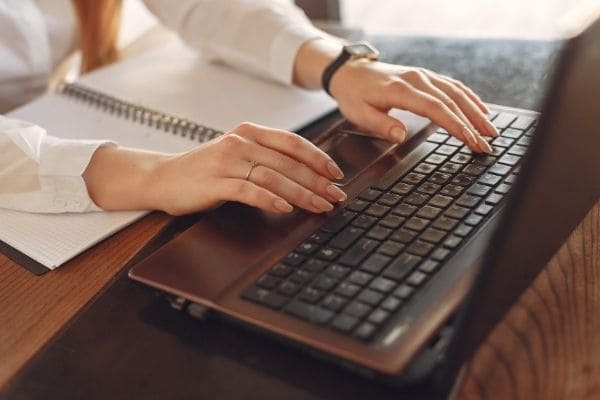 Plataforma realiza teste de orientação vocacional gratuito para jovens