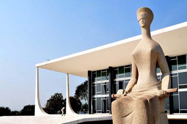 STF veta greve de servidores de todas as carreiras policiais
