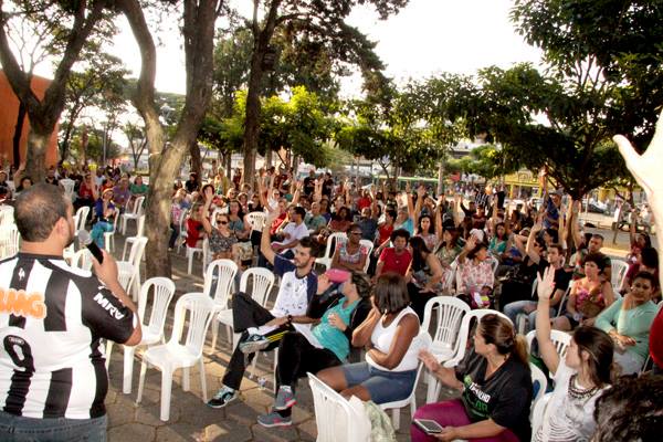 Sem acordo, educação segue paralisada até semana que vem